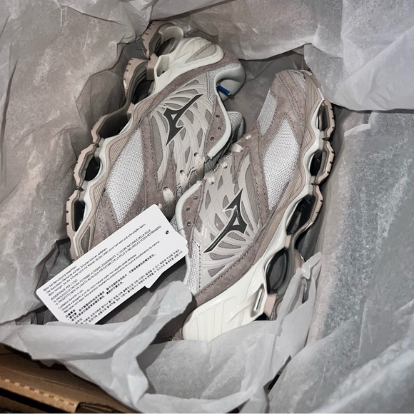 MIZUNO WAVE PROPHECY 8 LS - Picture 6 of 8